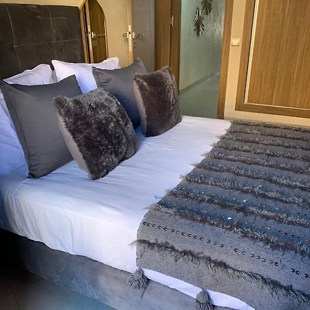 Appartement Neuf Climatise, Centre Marrakech. マラケシュ エクステリア 写真