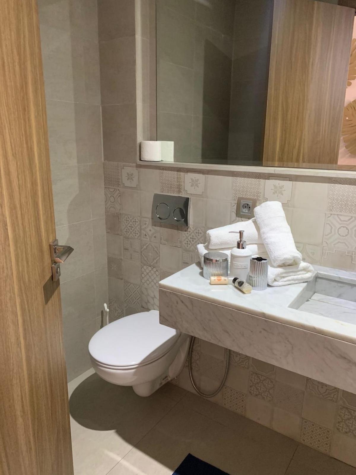 Appartement Neuf Climatise, Centre Marrakech. マラケシュ エクステリア 写真